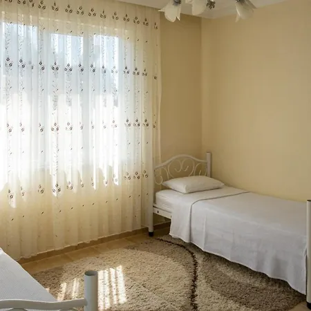 Cozy House Surrounded By Nature In * Marmaris
